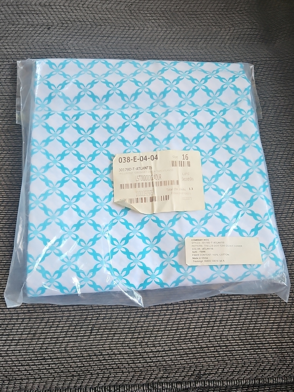 Company Kids Atlantis Pattern 100% Cotton Blue and White Duvet Cover